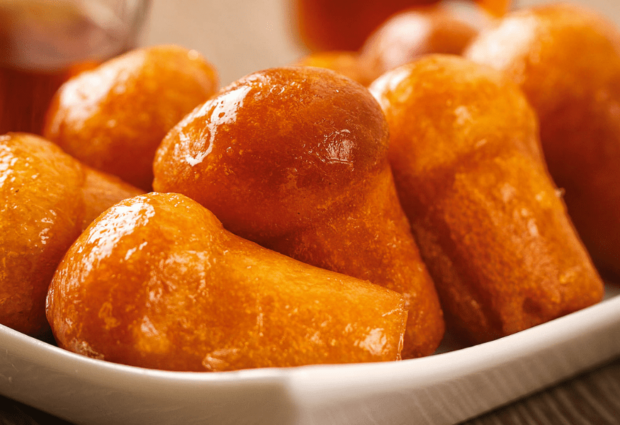 La Ricetta del Babà: Come Preparare il Dolce Napoletano per Eccellenza